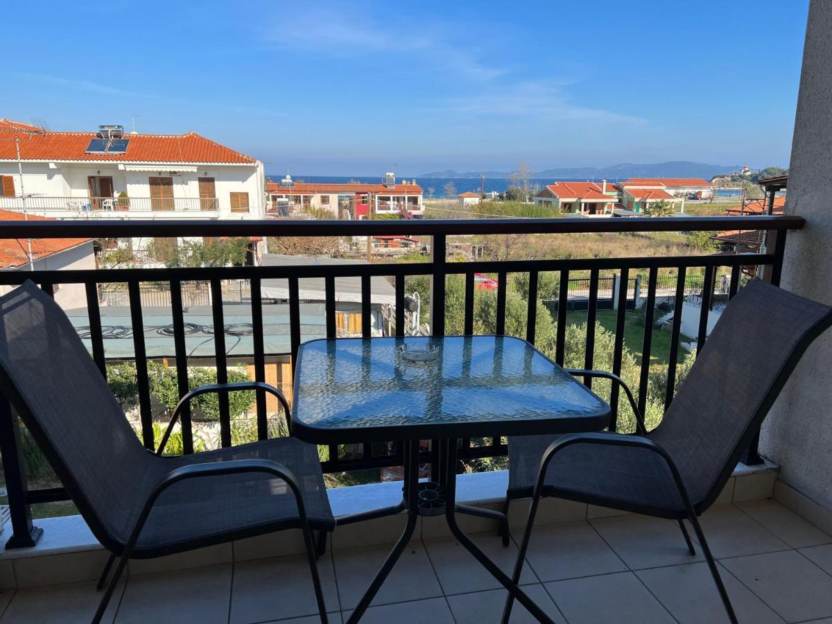Nea Roda Apartments Екстер'єр фото