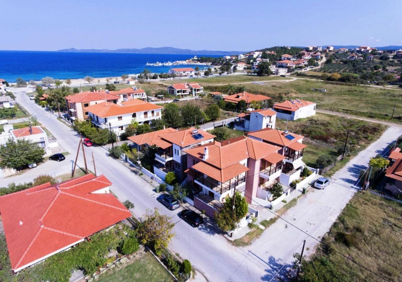 Nea Roda Apartments Екстер'єр фото