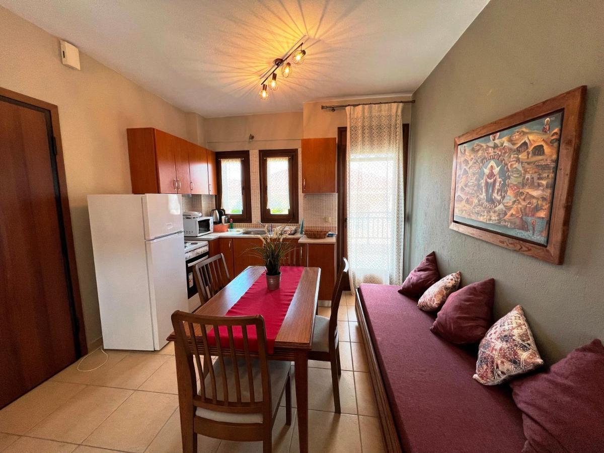 Nea Roda Apartments Екстер'єр фото